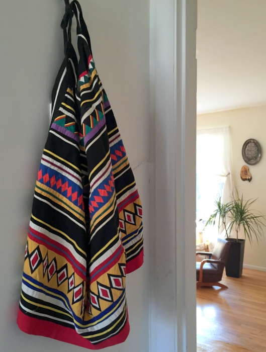 Isn't this apron gorgeous?! It is Seminole Indian (from FL); so many tiny shapes of fabric (all hand-sewn together)